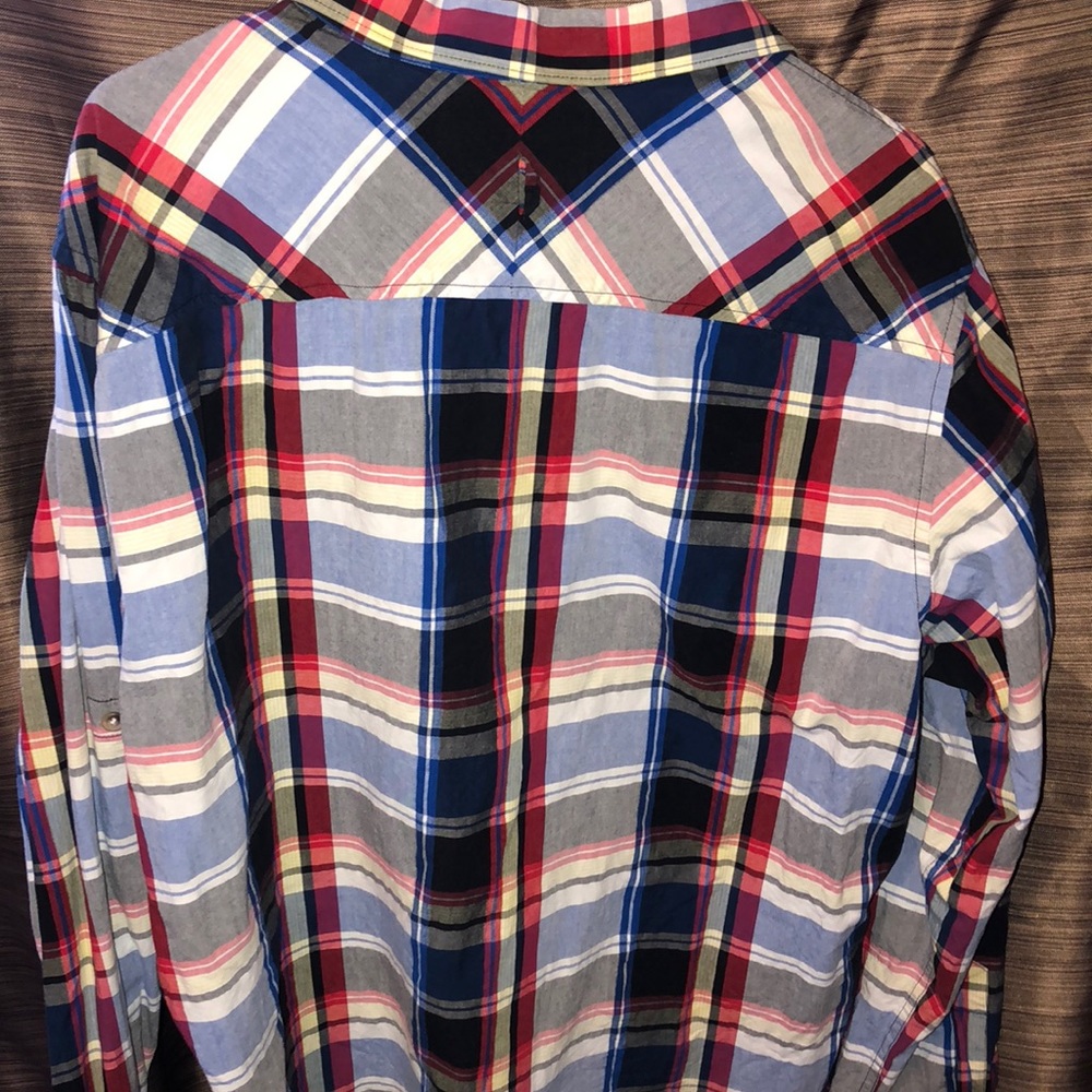 Men’s Rocawear Button Down Shirt - Picture 2 of 2